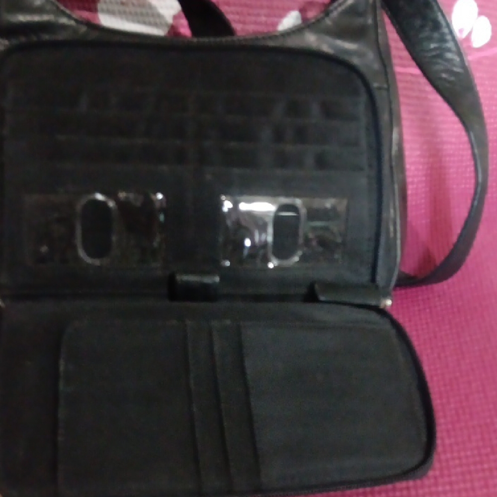 Fossil Black Leather Shoulder Bag - Picture 4 of 9